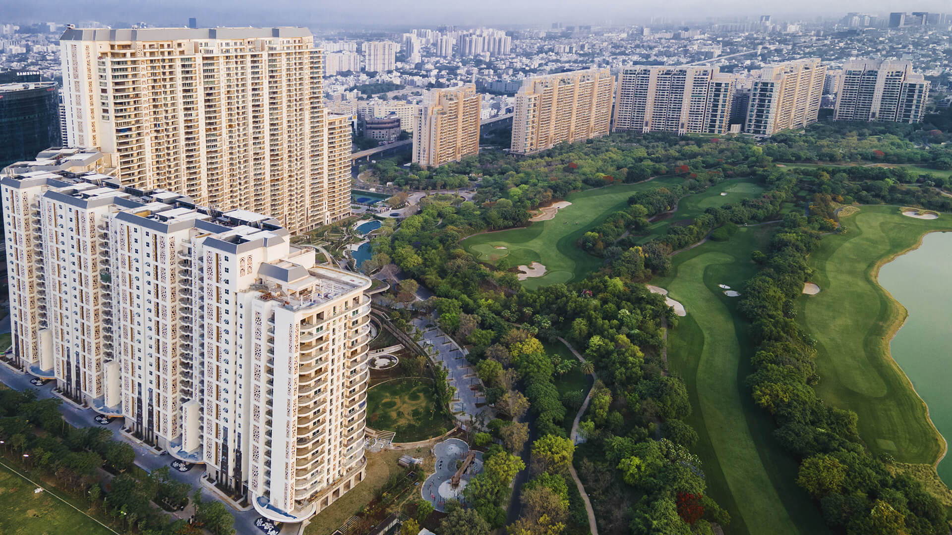 DLF Aralias vs Magnolias vs Camellias: Gurgaon’s Elite Golf-Facing Residences Compared